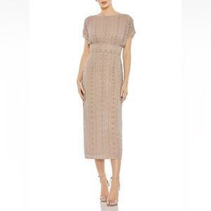 Mac Duggal Embellished Beaded V- Back MIDI Length Gown - Reemoly